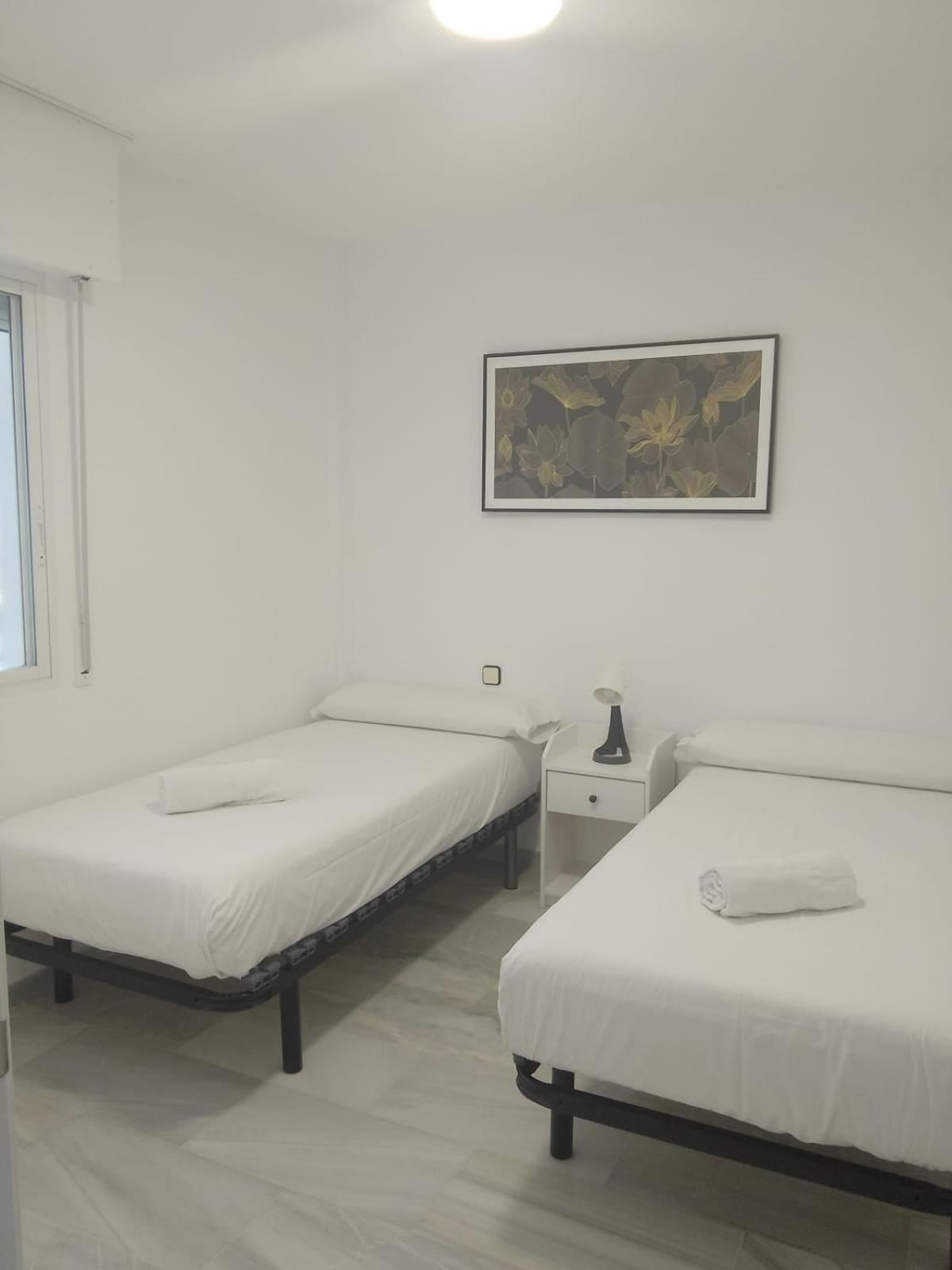 Fuengirola Puerto 2 Room & Parking מראה חיצוני תמונה